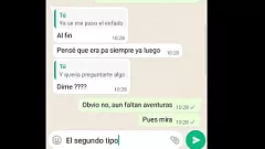 Reproduzir Ex-namorada latina não se cansa de dois paus grandes