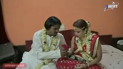 Abspielen Desi Indian Wedding Night: Leidenschaftliche Tante und Ehemann