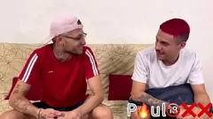 Odtwórz Paulo Furlan pieprzy się i mlecza wytatuowanego kutasa swojego nowego sąsiada