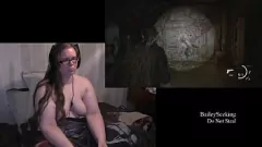 Abspielen Naked Last of Us 2 spielen mit BBW Brunette und Big Titten vorbei