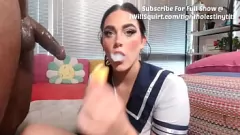 Abspielen Busty Pawg -Tease in Yogahosen wird mit BBC und cremigem Sperma gefüllt