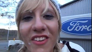 Lena Loch vuole scopare in faccia quando scopa in pubblico