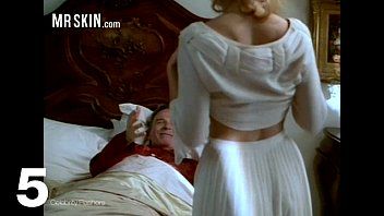 Reproducir Famosos videos de desnudos tomados por mrskin