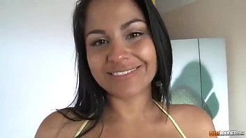 Reproducir El culo de miss galilea colombiana quiere mucha polla