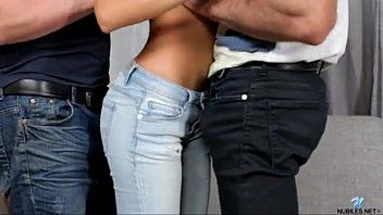 Play Double penetration for lolita foxy di