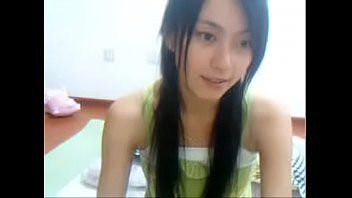 Korean girl masturbates live
