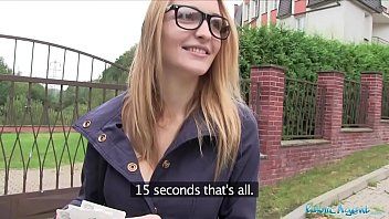 Belle claire heeft een heel heet poesje
