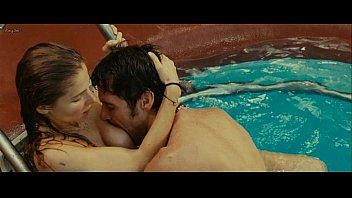 Odtwórz Elsa Pataky przesyła nam ten erotyczny film zupełnie nago